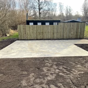 Ny fliseterrasse med betonfliser udført i Kulhuse